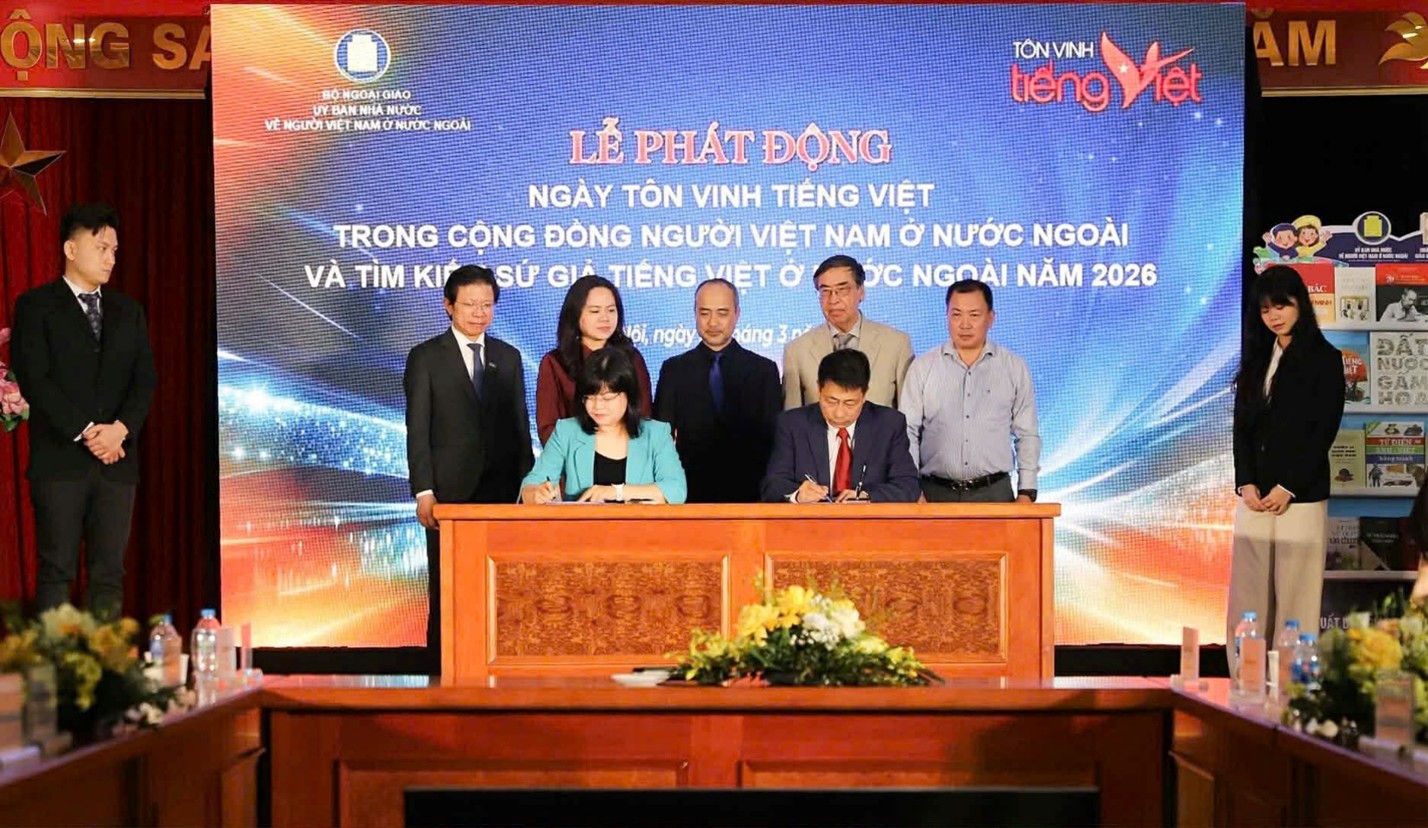 NHÀ XUẤT BẢN GIÁO DỤC VIỆT NAM VÀ BAN TRUYỀN HÌNH ĐỐI NGOẠI – ĐÀI TRUYỀN HÌNH VIỆT NAM KÝ KẾT HỢP TÁC, MỞ RỘNG HÀNH TRÌNH ĐƯA TIẾNG VIỆT RA THẾ GIỚI