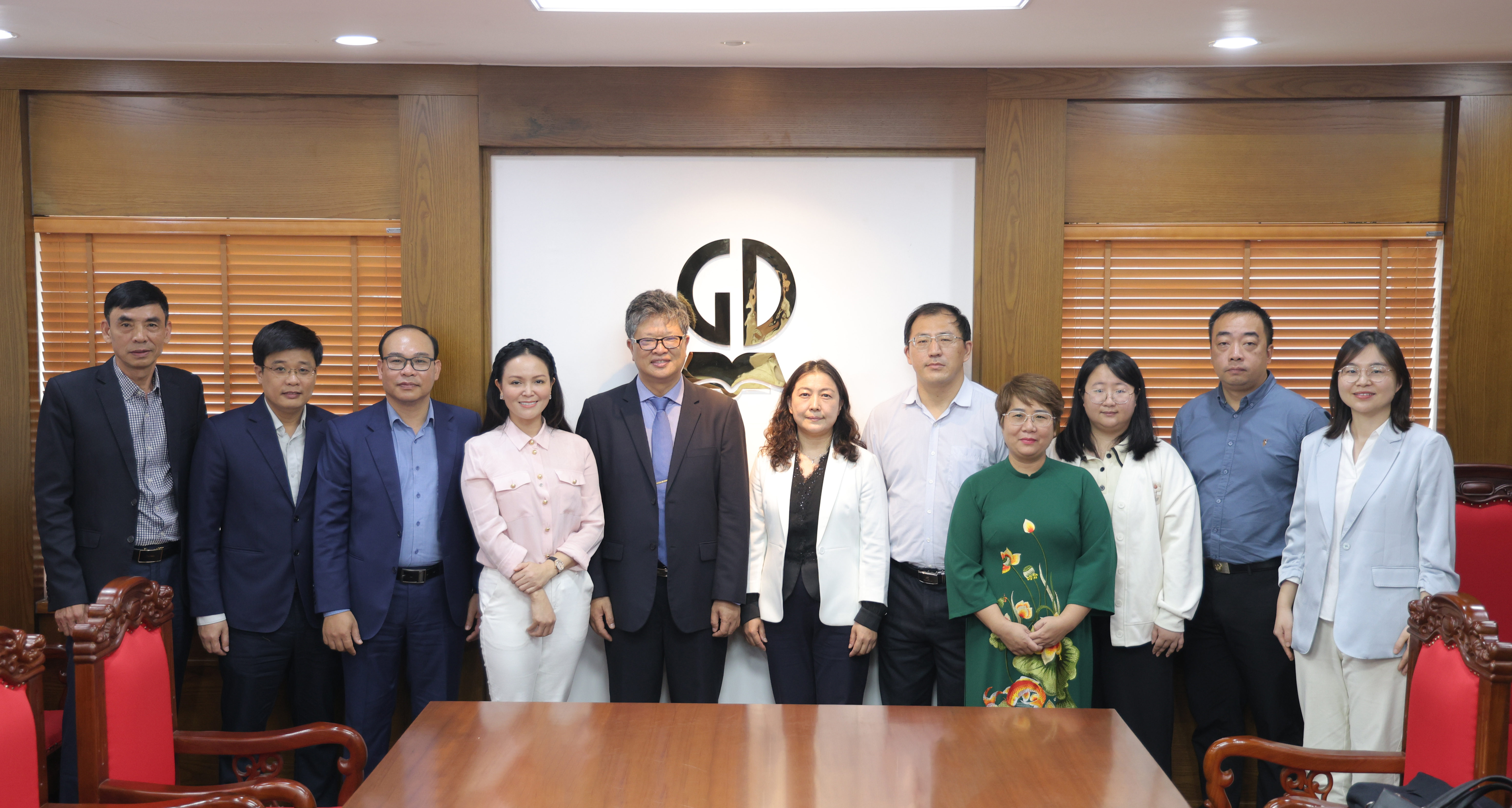 GẶP GỠ, TRAO ĐỔI CÙNG TRUNG TÂM BẢO HỘ BẢN QUYỀN TRUNG QUỐC